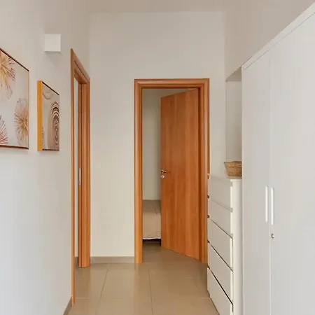 Dimora Del Sole 2 - Intero Λ' Άκουιλα